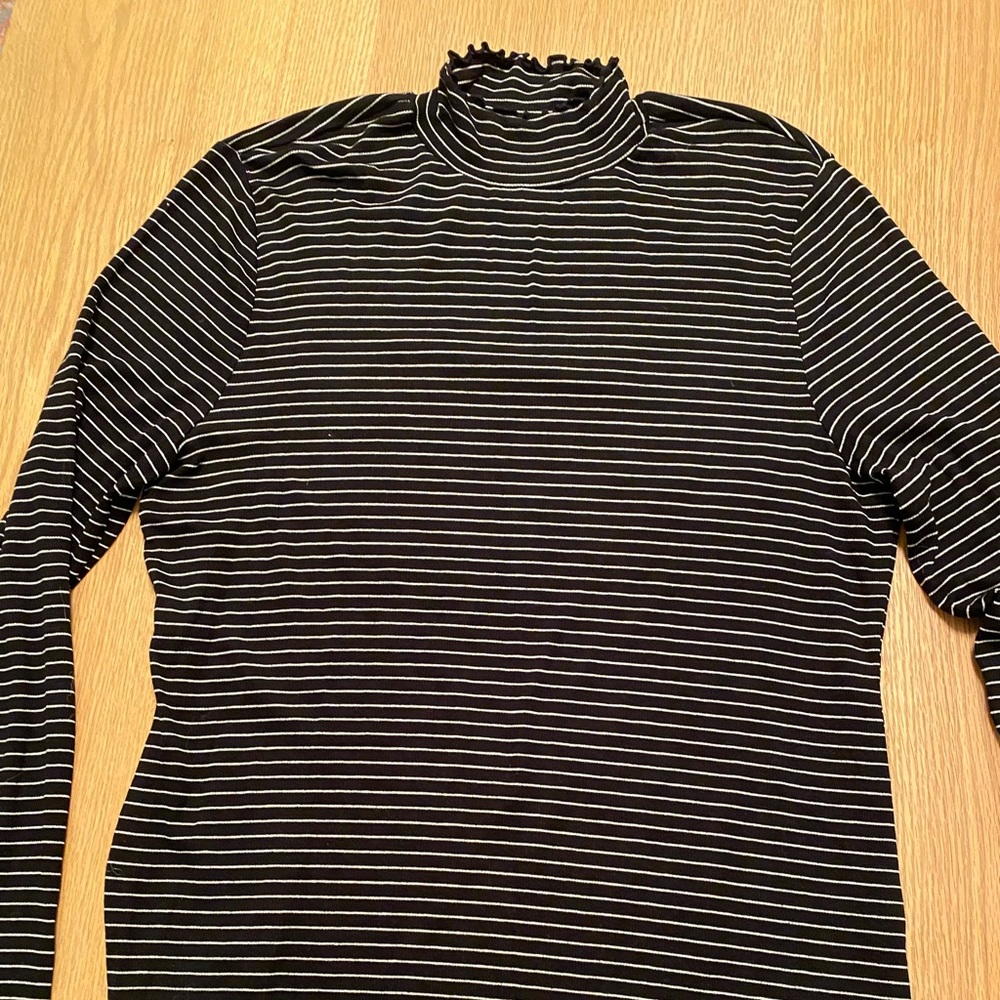 GAP, high collar, soft, long sleeve top